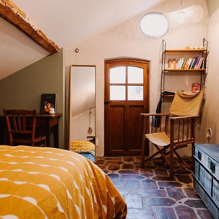 Chambre Ou Gite Dans Une Maison De Montagne - De Suzon A Zelie Entraigues  Esterno foto