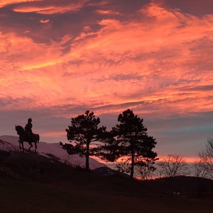 Chambre Ou Gite Dans Une Maison De Montagne - De Suzon A Zelie Entraigues  Esterno foto